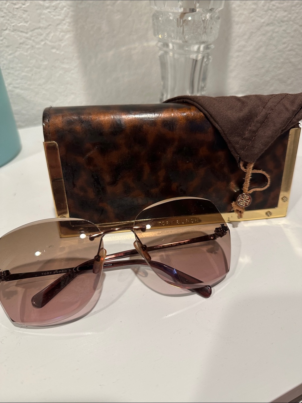 Tory Burch Pink-Brown Gradient Rimless Sunglasses with Gold Accents
